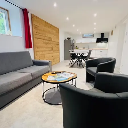 Spacious Nest With View Of Lake Apartmán Gérardmer